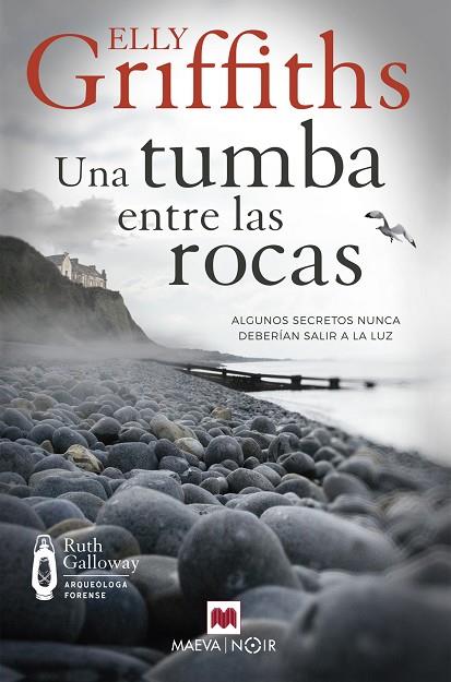 UNA TUMBA ENTRE LAS ROCAS | 9788419110121 | GRIFFITHS, ELLY | Llibreria Online de Vilafranca del Penedès | Comprar llibres en català