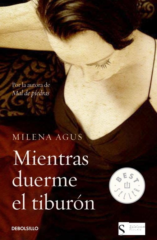 MIENTRAS DUERME EL TIBURON | 9788499086880 | AGUS, MILENA | Llibreria Online de Vilafranca del Penedès | Comprar llibres en català